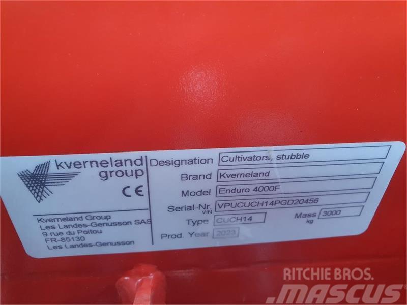 Kverneland Enduro Pro F 4m Foldbar 14 tands. Brány