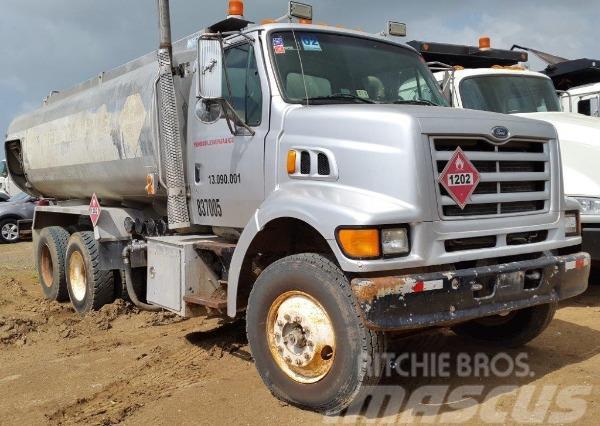 Ford Fuel truck F9000 Cisternové nákladné vozidlá