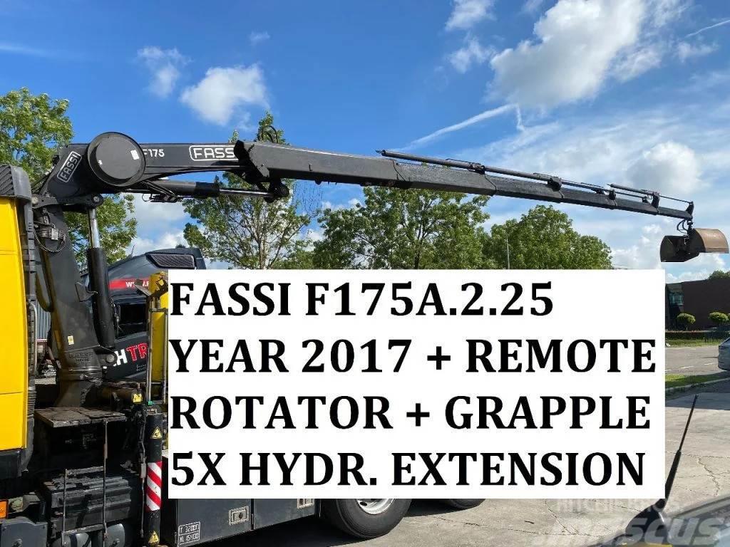 Fassi F175A.2.25 + REMOTE + ROTATOR + GRAPPLE F175A.2.25 Nakladacie žeriavy