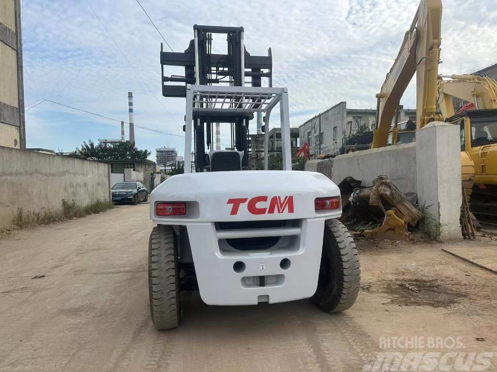 TCM FD100Z8 Dieselové vozíky