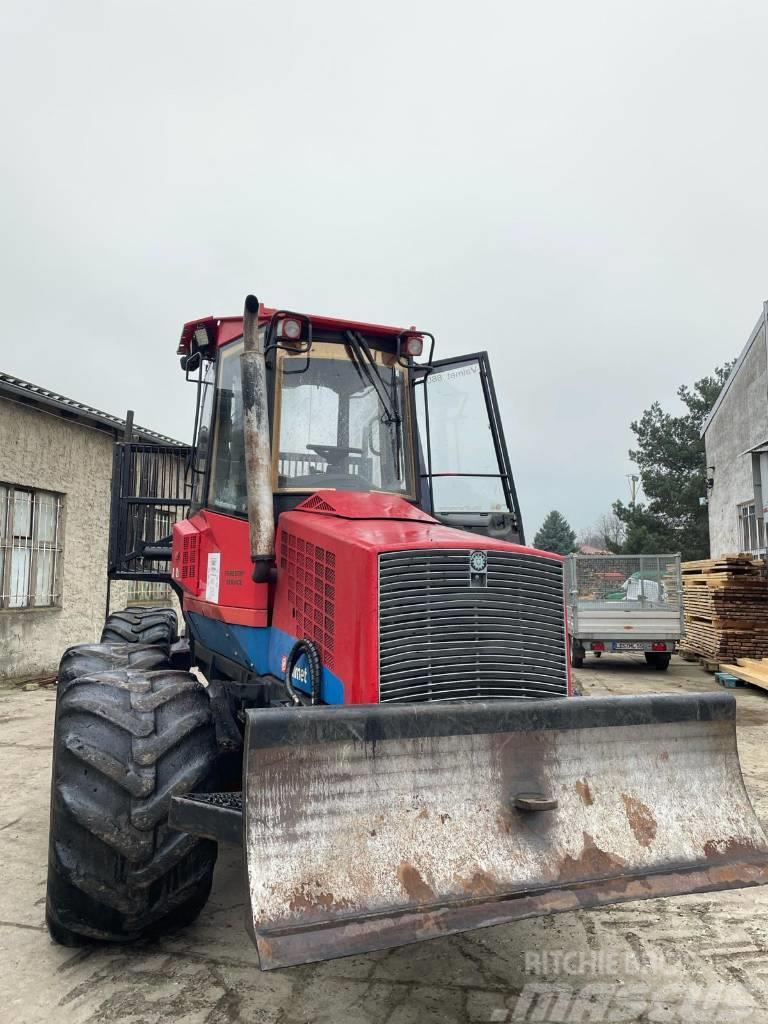 Valmet 860.1 Lesné traktory