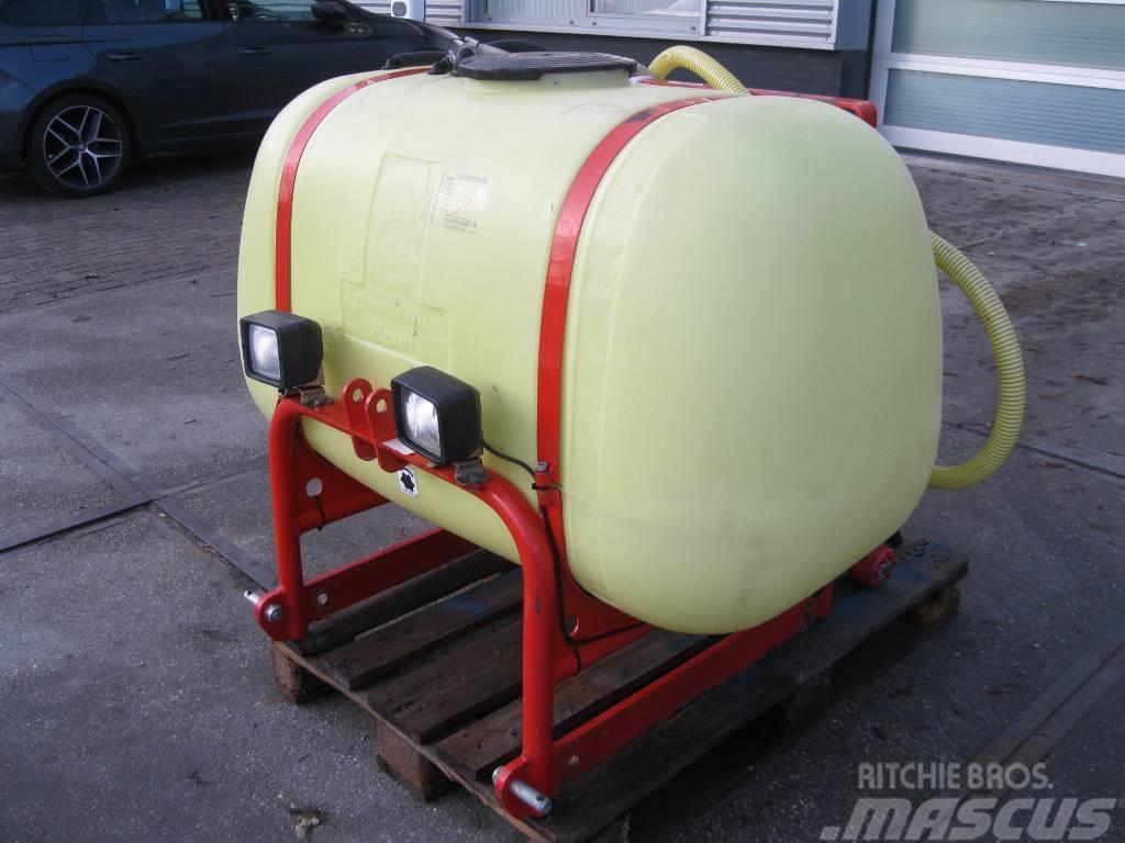 Agromehanika 400 liter tank in frame Aplikátory tekutých hnojív