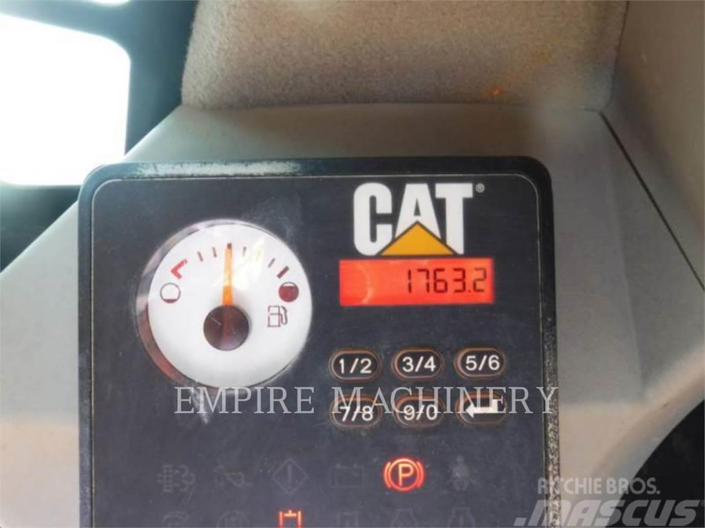CAT 279D Šmykom riadené nakladače