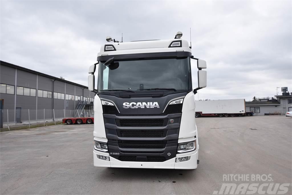 Scania R590 8X4 Hákový nosič kontajnerov