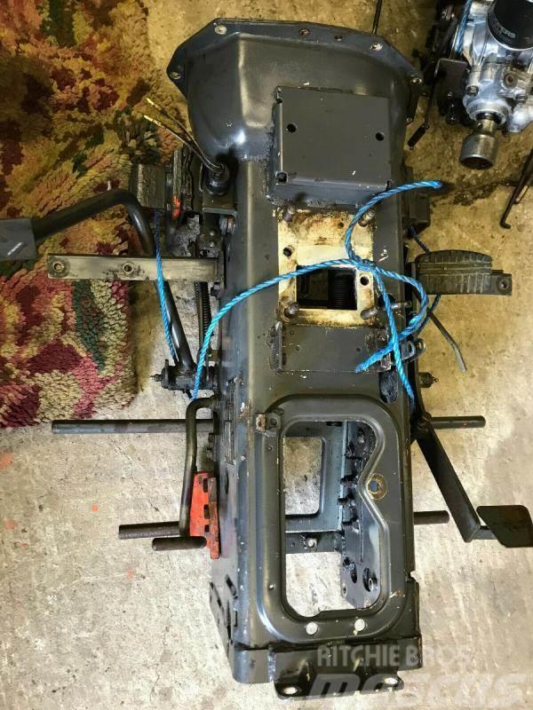 Kubota Tractor B1750 transmission tunnel and controls £25 Iné
