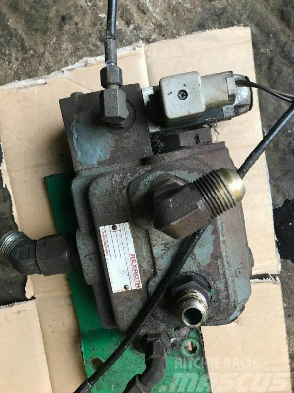 Rexroth hydraulic directional valve Hydronorma 424625/2 £1 Ďalšie komponenty