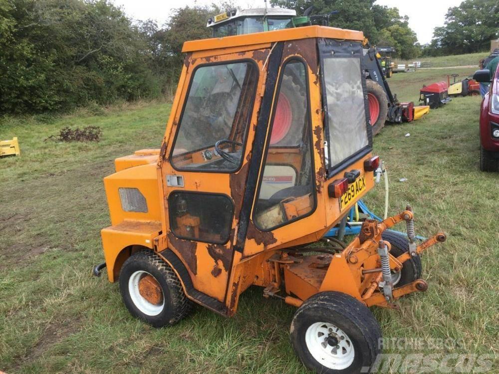 Sisis Hydroman Tractor - 3 point linkage £1600 Iné