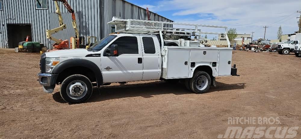 Ford Utility Truck F450 Iné