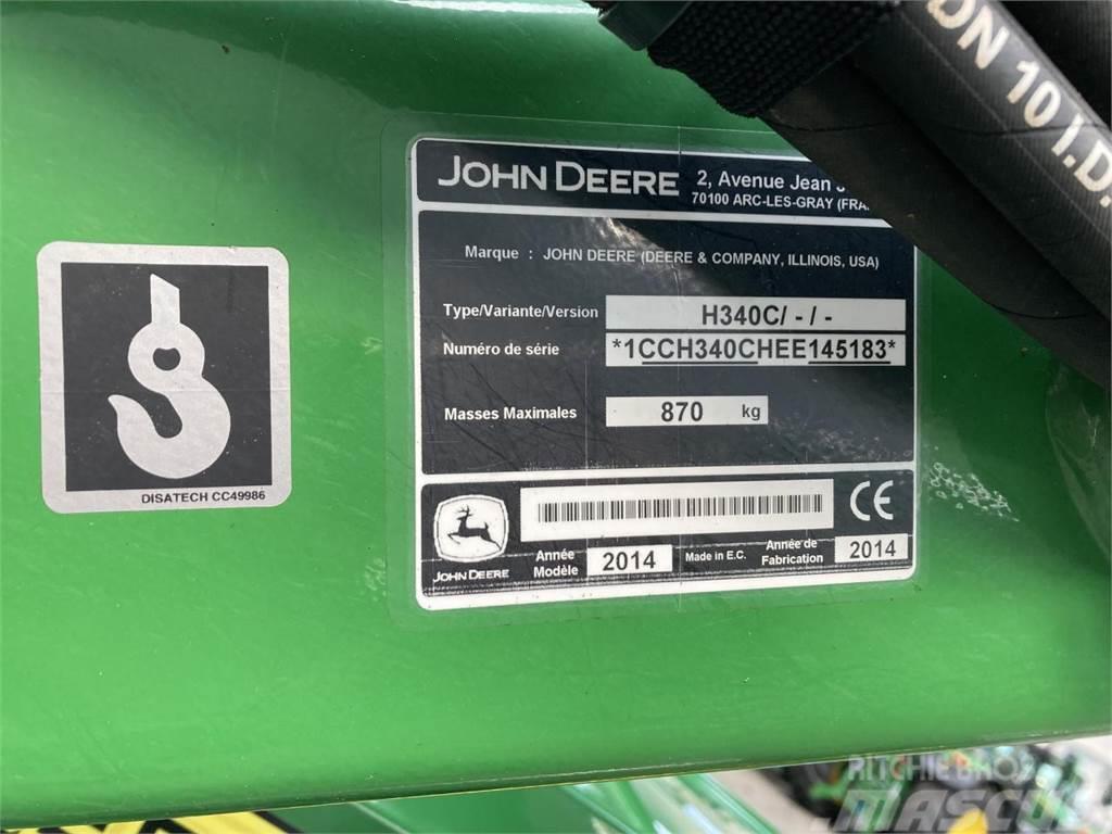 John Deere 6100RC Traktory