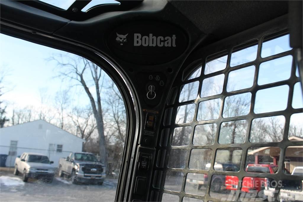 Bobcat S590 Šmykom riadené nakladače