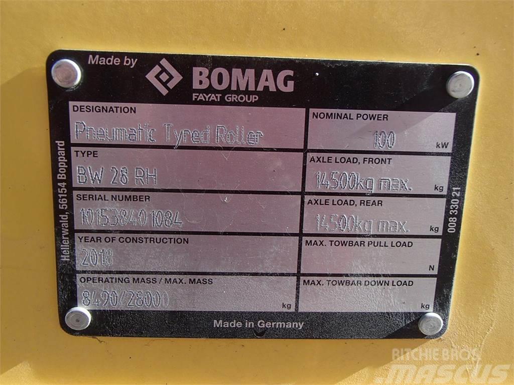 Bomag BW28RH Pneumatikové valce