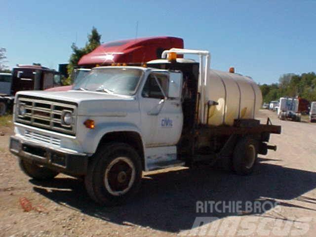 GMC TOPKICK C6500 Cisternové nákladné vozidlá