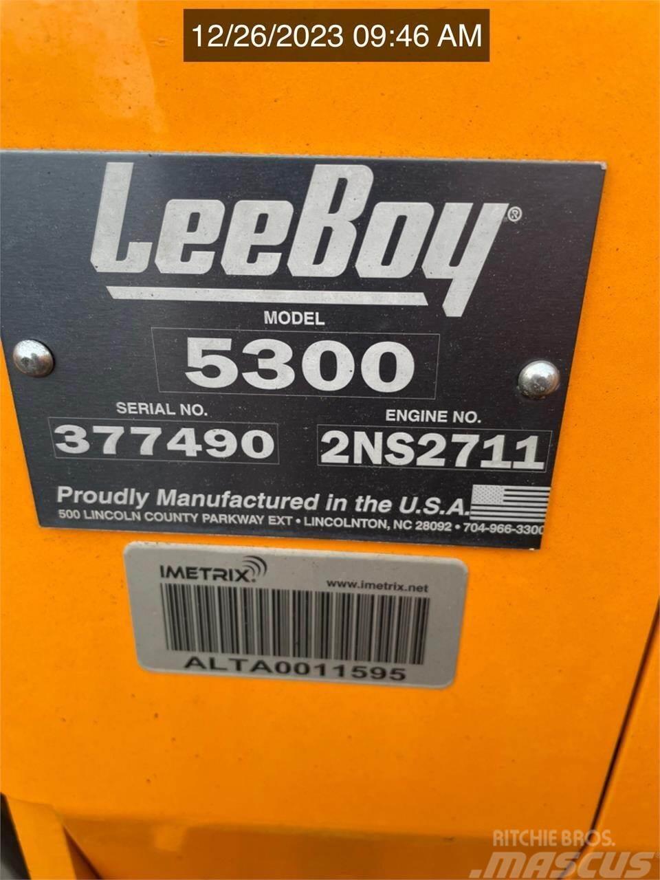 LeeBoy 5300 Finišéry