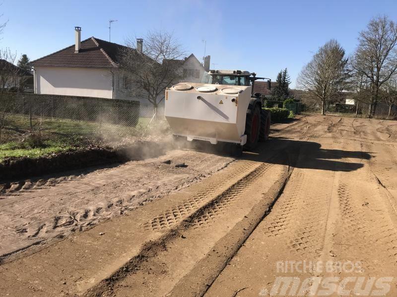  amag Bindemittelstreuer 5 m³ Heckanbau Traktor Recyklovače asfaltu