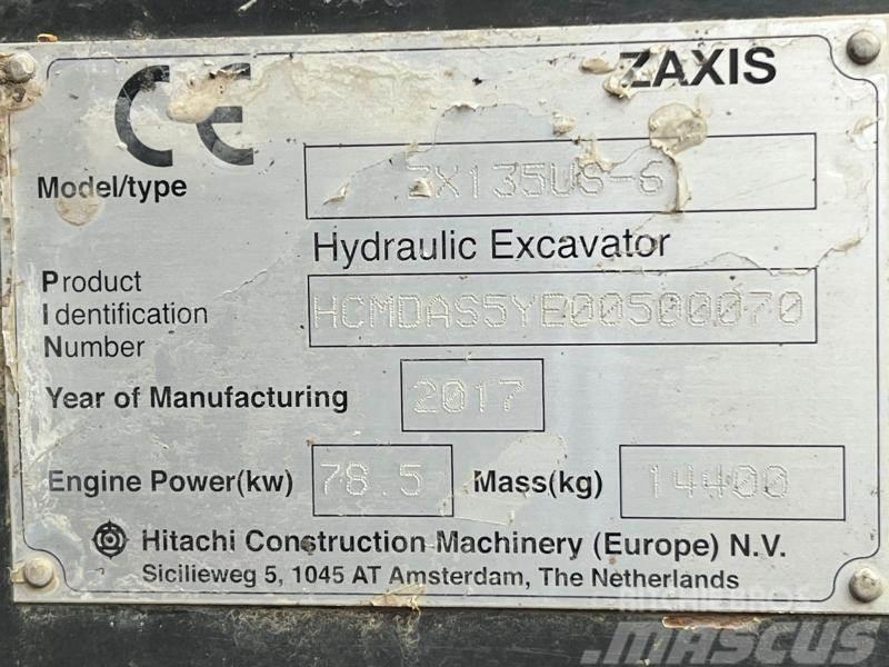 Hitachi Pelle sur chenille ZX135 US 14T Pásové rýpadlá