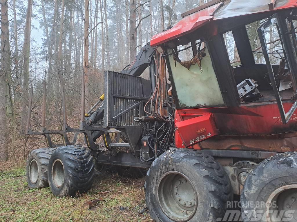 Valmet 840.4 Lesné traktory