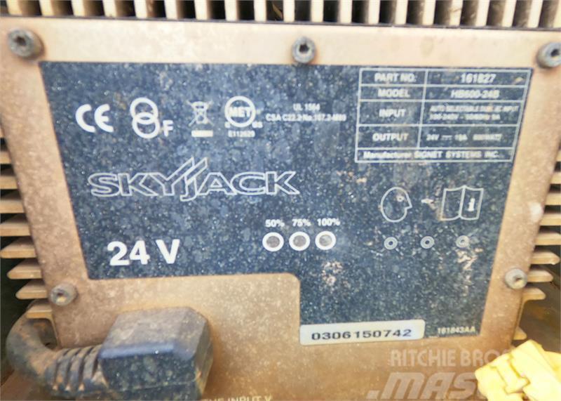 SkyJack SJ3226 Nožnicové zdvíhacie plošiny