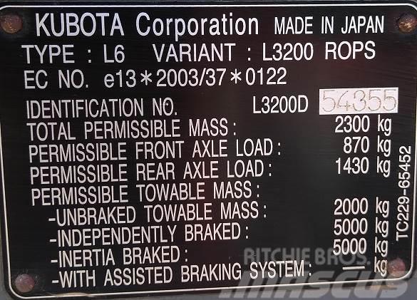 Kubota L3200D TRACTOR Iné