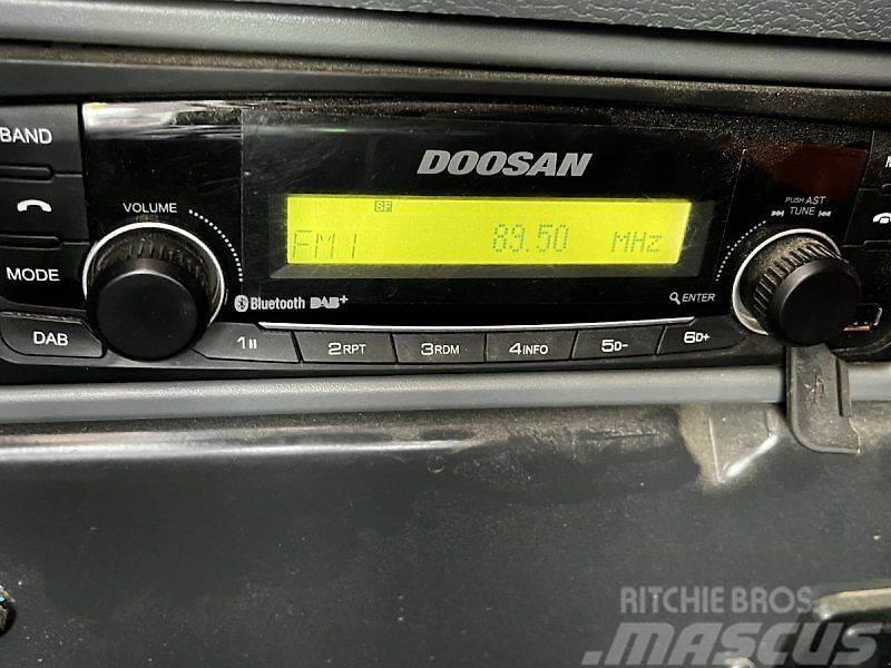 Doosan DX 160W-7 Pásové rýpadlá