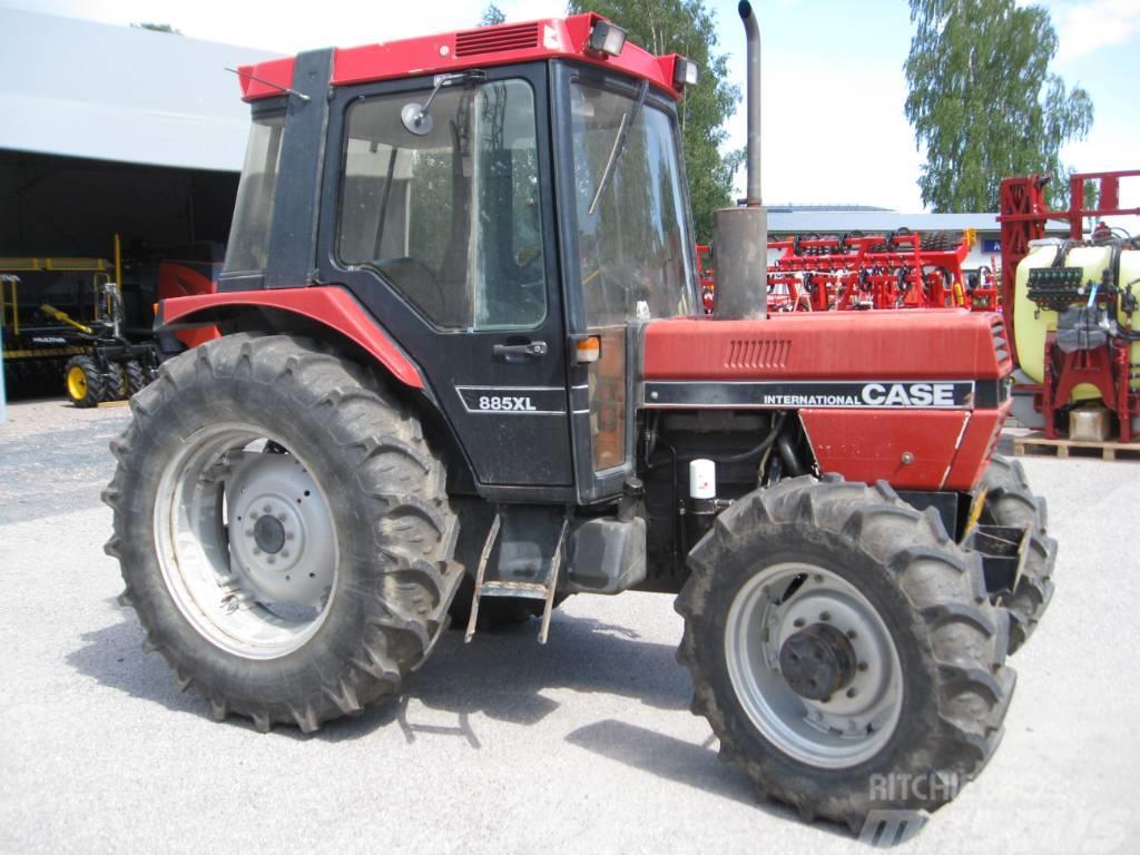 Case IH 885 XL Traktory