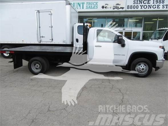 Chevrolet 3500HD Plošinové nákladné automobily/nákladné automobily so sklápacími bočnicami