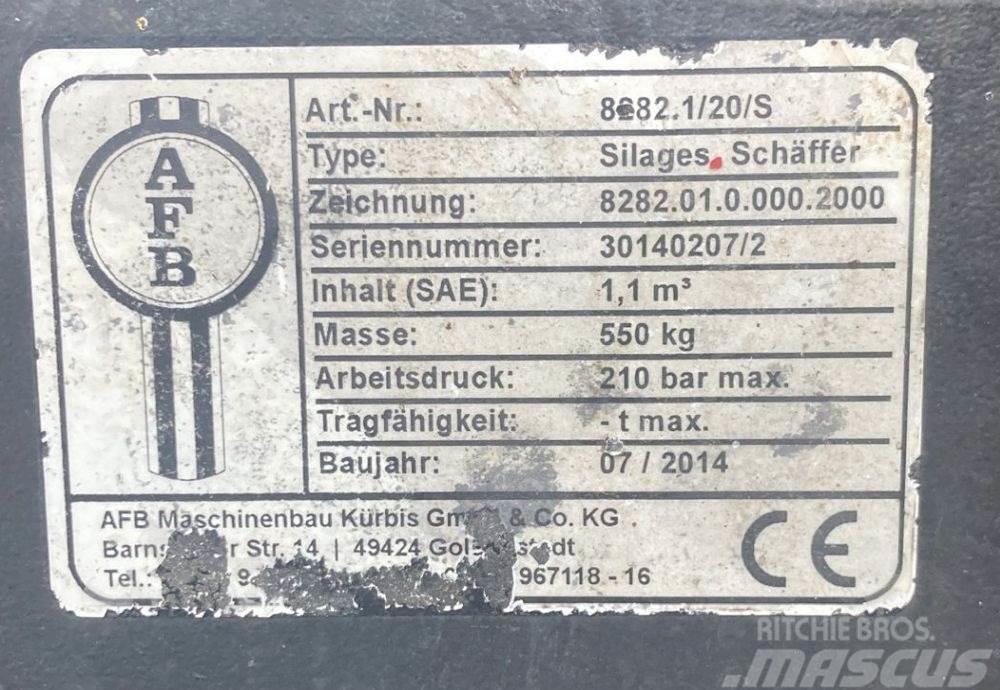 Schäffer Greifschaufel 2m Ďalšie príslušenstvo traktorov