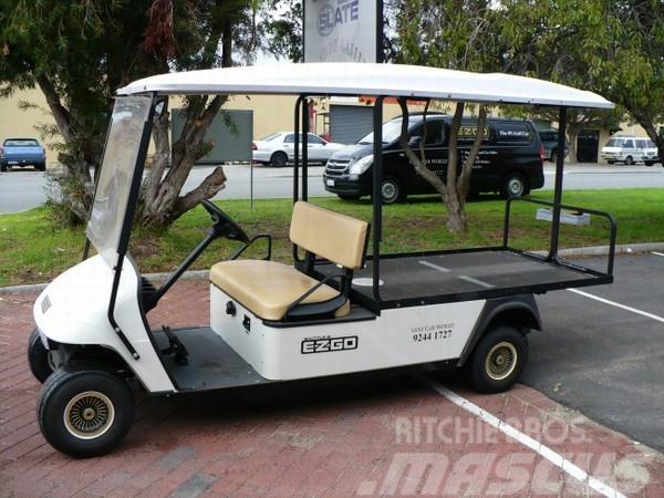 EZGO Rental 2-seater LWB Utility Golfové vozíky