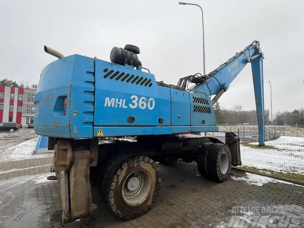 Fuchs MHL 360 D Stroje pre manipuláciu s odpadom