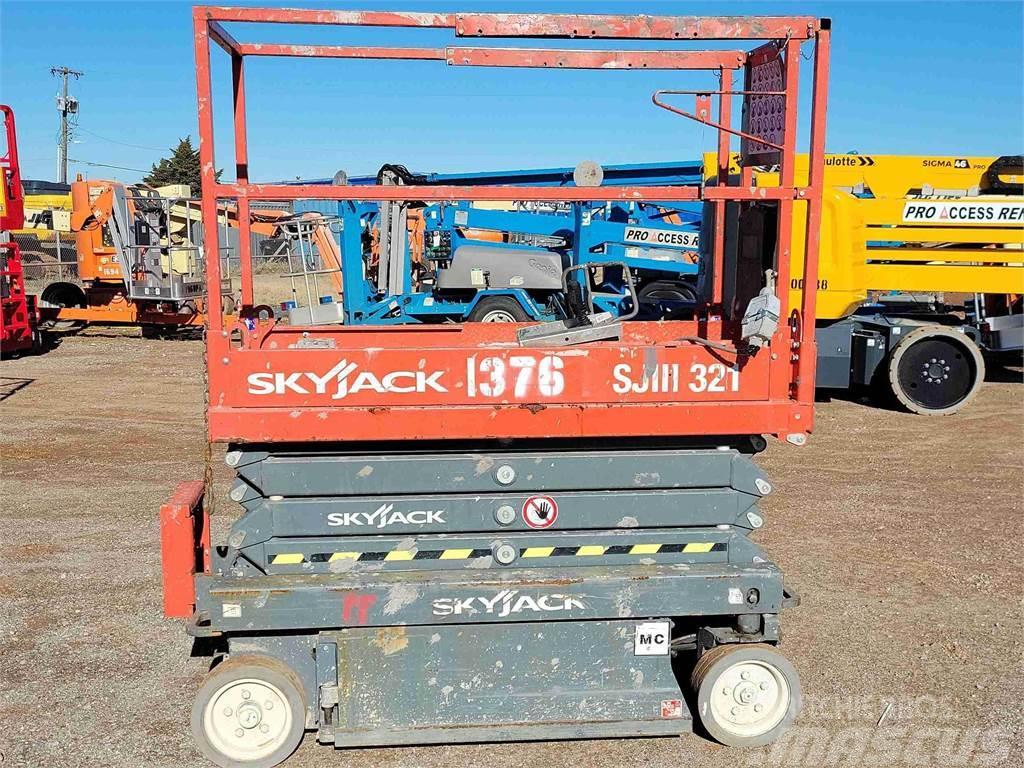 SkyJack SJIII 3219 Nožnicové zdvíhacie plošiny