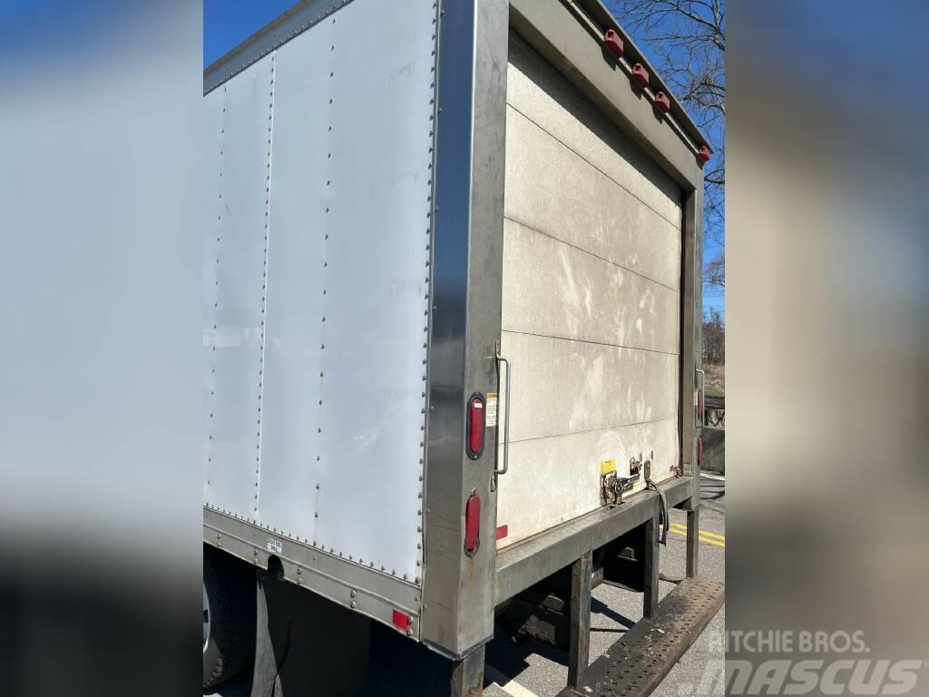Isuzu NRR Chladiarenské nákladné vozidlá