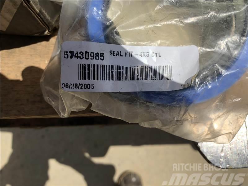 Epiroc (Atlas Copco) Cylinder Seal Kit - 57430895 Ďalšie komponenty