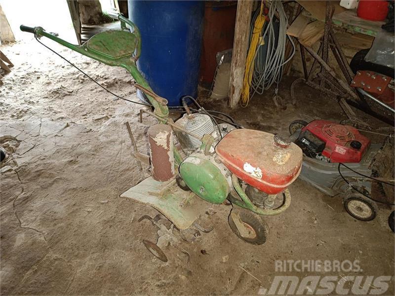 Agria fræser med gear   momsfri Kompaktné traktory