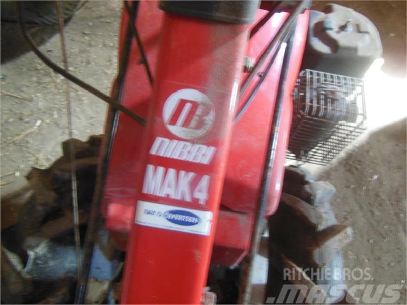 Nibbi Mak 4 med kost Kompaktné traktory