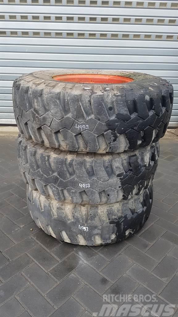 Michelin 335/80R18 (12.5R18) - Tyre/Reifen/Band Pneumatiky, kolesá a ráfiky