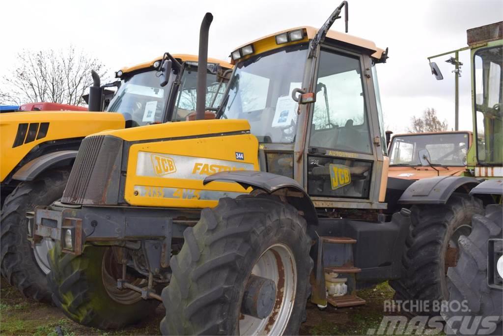 JCB Fastrac 2135 - 4WS Kompaktné traktory