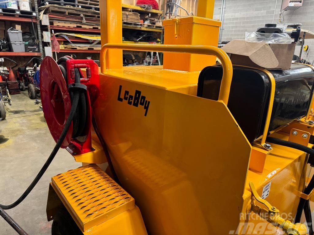 LeeBoy 250 T Príslušenstvo asfaltovacích strojov