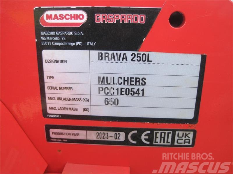 Maschio Brava 250 Žacie stroje