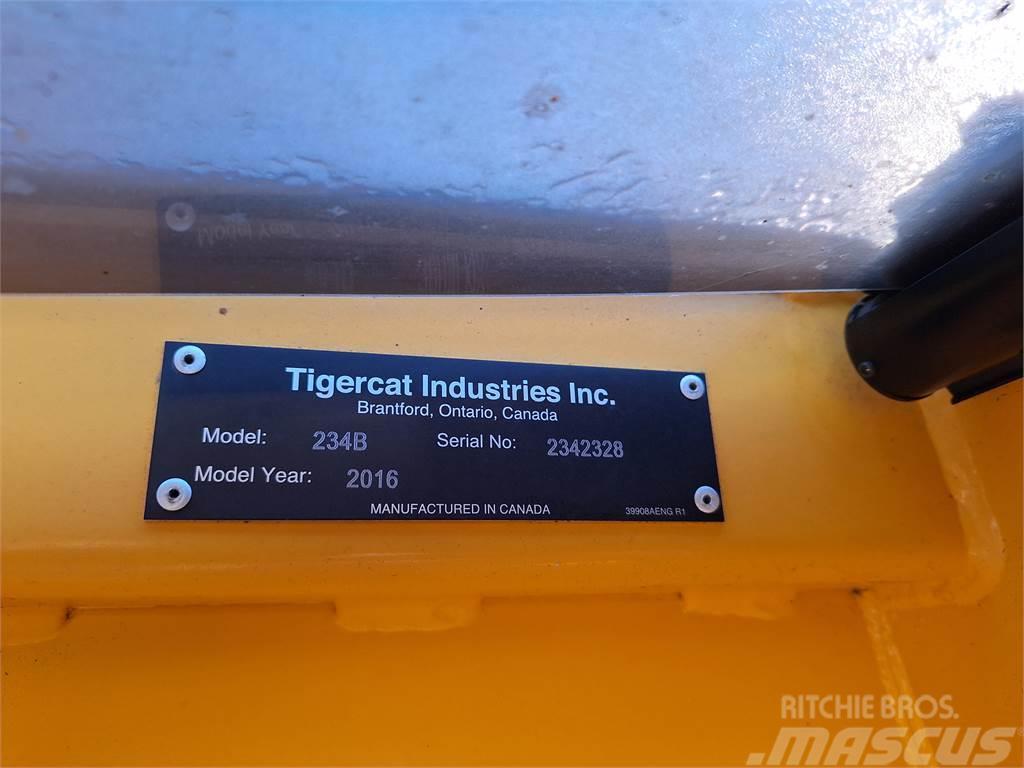 Tigercat 234B Lesné nakladače