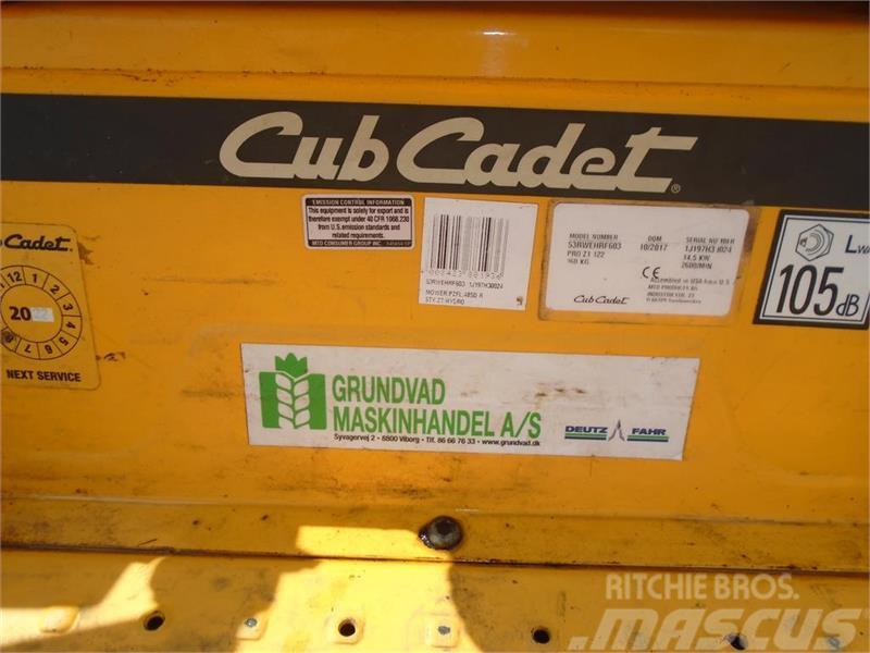 Cub Cadet Z1 L122cm - 2019 - 480 Timer Kompaktné traktory