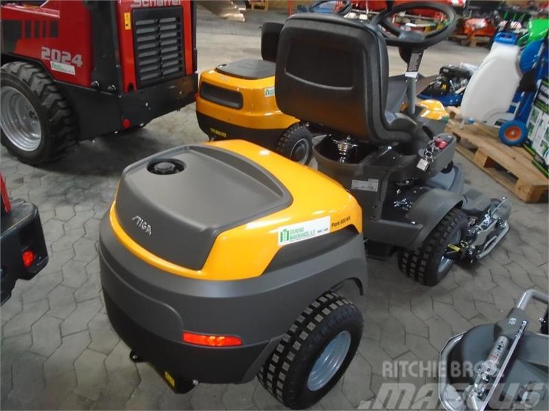 Stiga Park 500WX Kompaktné traktory