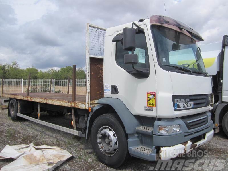 DAF LF55 220 Plošinové nákladné automobily/nákladné automobily so sklápacími bočnicami