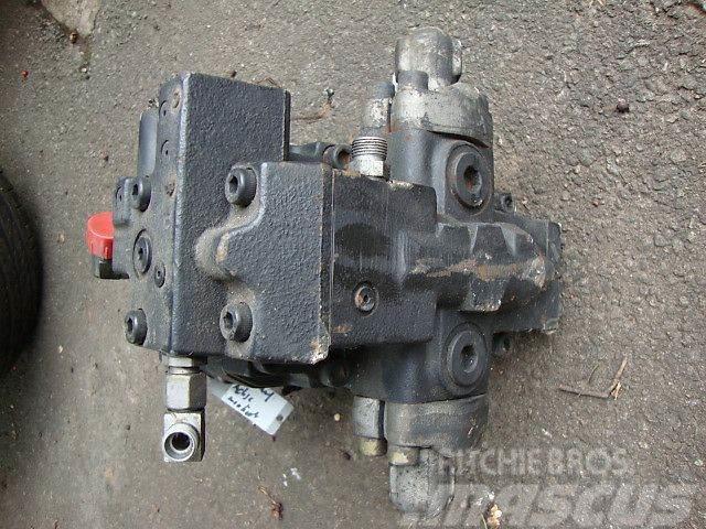Bomag Hydraulikmotor passend Bomag BW 219 225 Iné