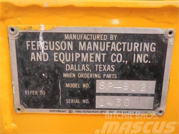 Ferguson SP912 Pneumatikové valce