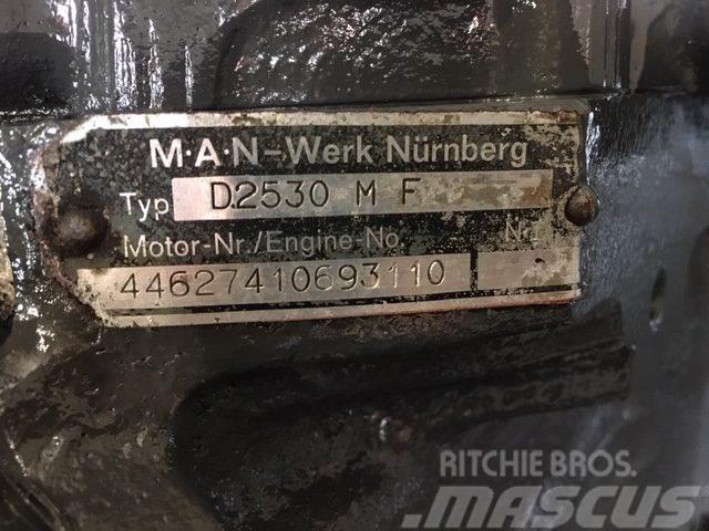 MAN D2530 MF motor Motory