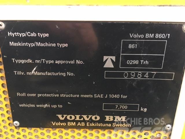 Volvo 861 dumper 6 x 4 til ophug Stavebné sklápače
