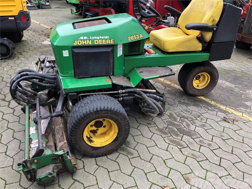 John Deere 2653A Kompaktné traktory