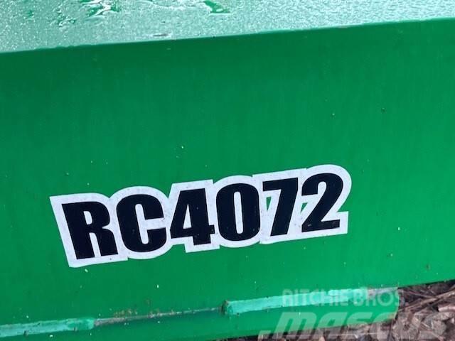 John Deere RC4072 Drviče a rezače balíkov