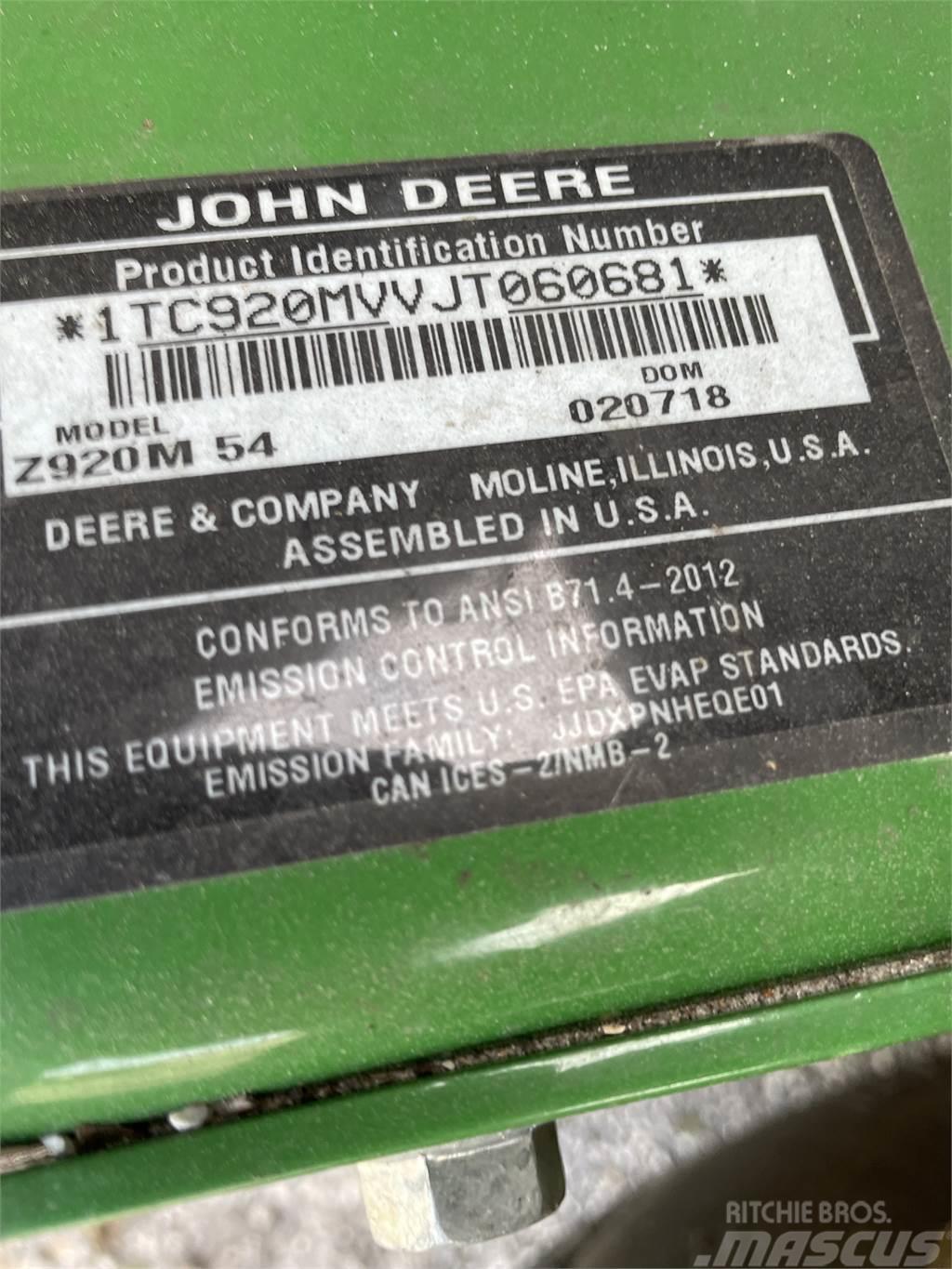 John Deere Z920M Kosačky s nulovým polomerom otáčania