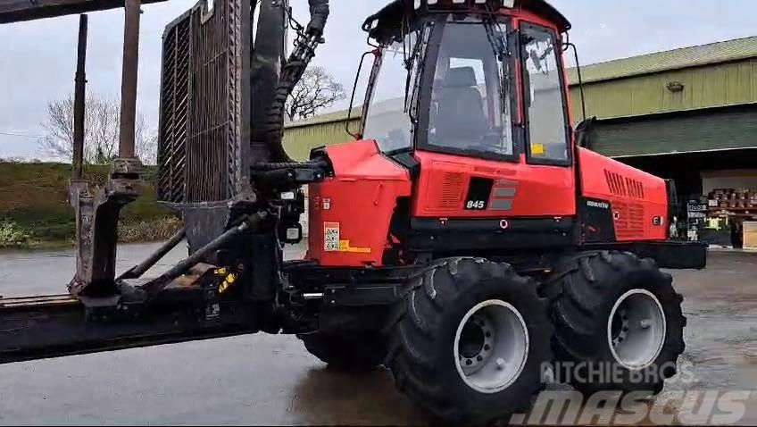 Komatsu 845 E 3 Lesné traktory