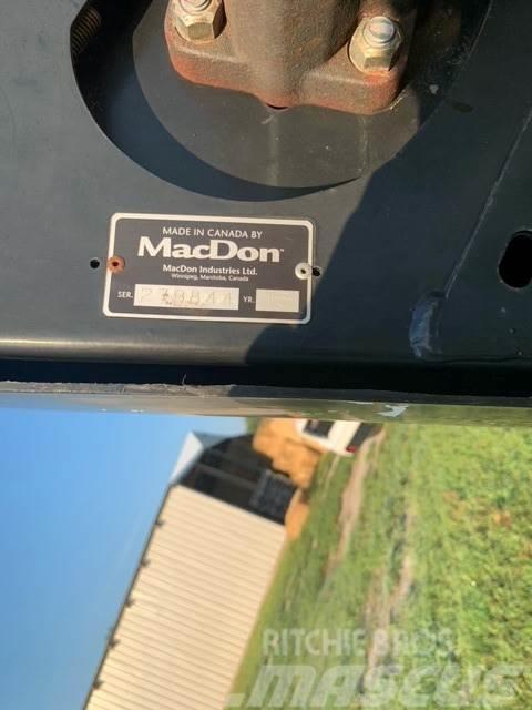 MacDon FD75-35 Príslušenstvo a náhradné diely ku kombajnom